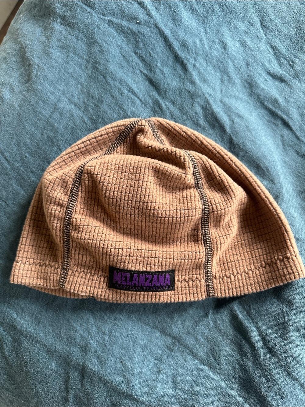 NWOT Melanzana Tan Waffle Knit Beanie with Purple Logo - Picture 3 of 5